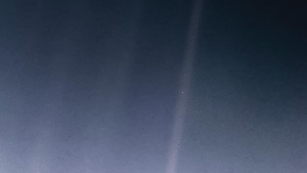 Photo by NASA Voyager 1
